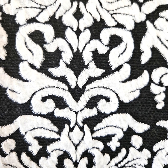 Loft  Pencil Skirt - Picture 3 of 4